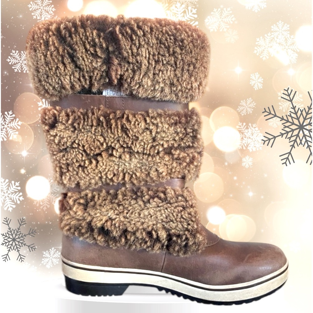 Shearling, leather, extremely warm boots by UGG Australia. Size 8 women’s boots